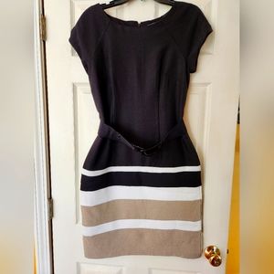 NWOT Woman's Dress Size 6